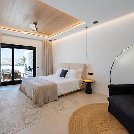 Mykonos Villa, Luxe Escape With Private Pool Κλουβάς