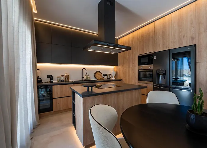 Mykonos Villa, Luxe Escape With Private Pool Villa